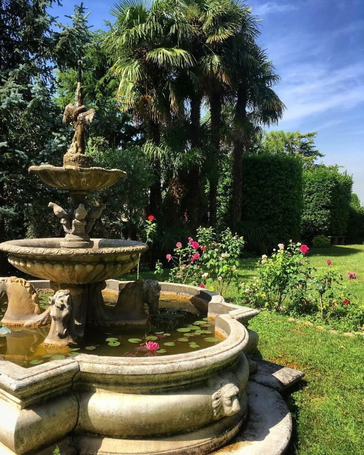 Torre De Salis Bed & Breakfast Gussago Exterior photo